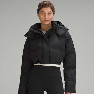 Lululemon Wunder Puff Super-Cropped Jacket in Black